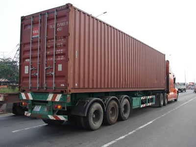 Vận chuyển hàng nguyên container - Công Ty TNHH Một Thành Viên Xây Dựng Thương Mại Trí Tâm